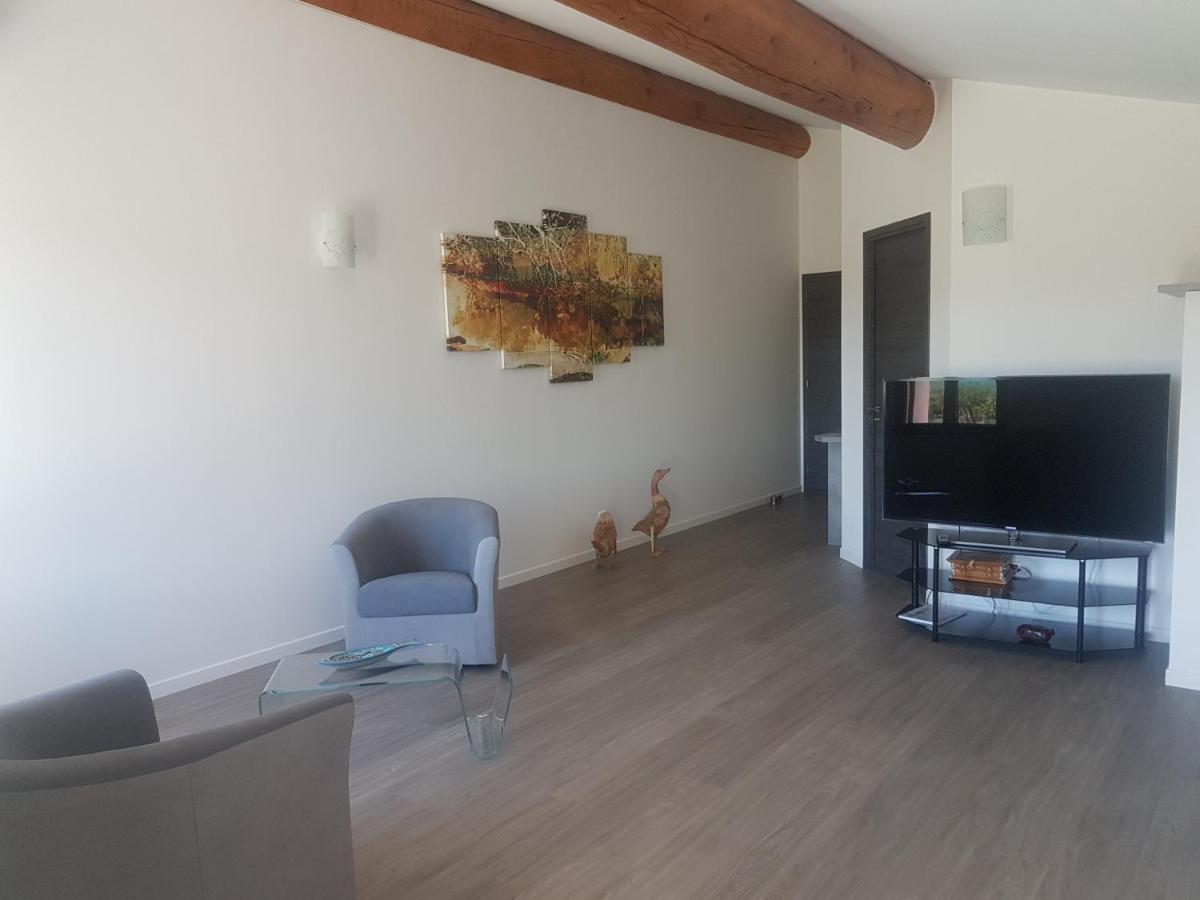 카바용 Mas Des Fugueyrolles B&B 외부 사진